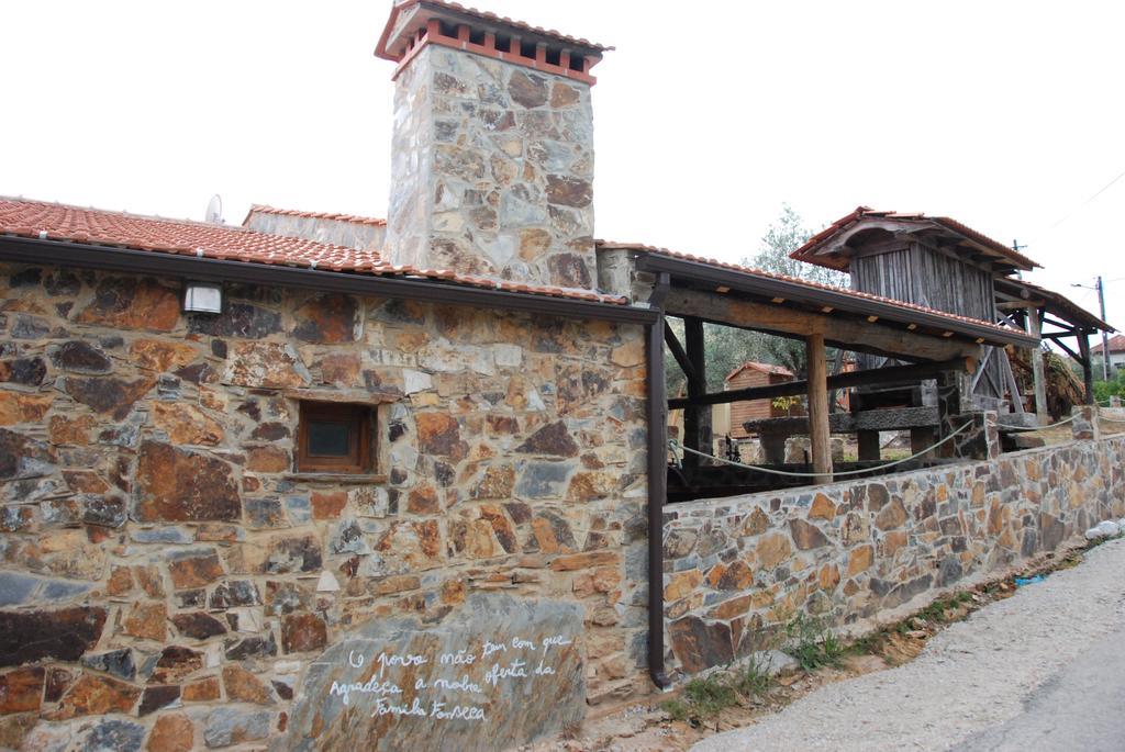 Parque Tematico Vale De Mouro Villa Exteriör bild
